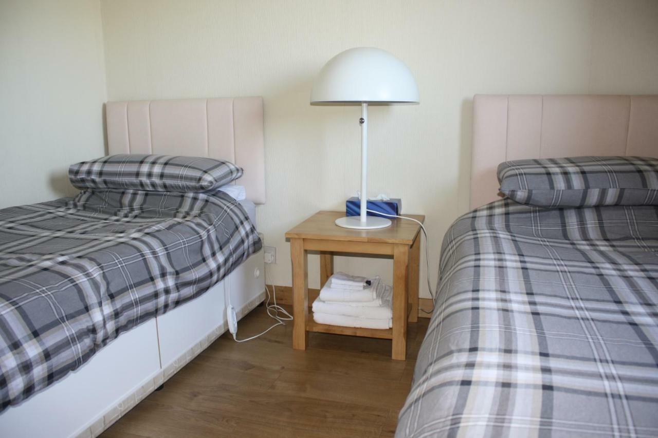 Inver Bay Apartment Тейн Екстер'єр фото